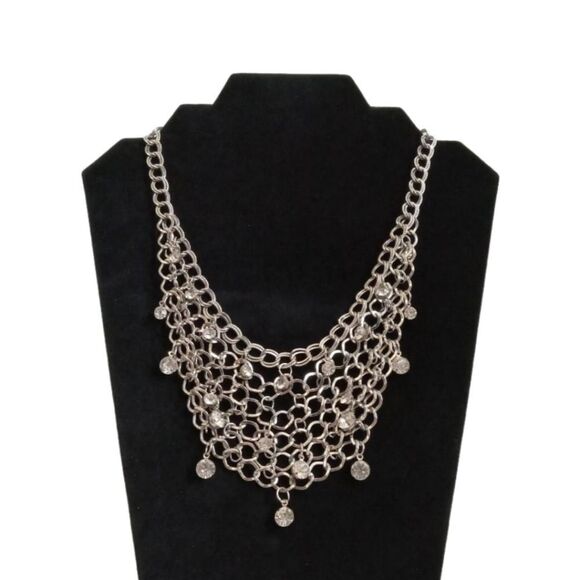 Paparazzi Fishing for Compliments Silver Tone Rhinestone Bib Statement Necklace - Picture 1 of 9
